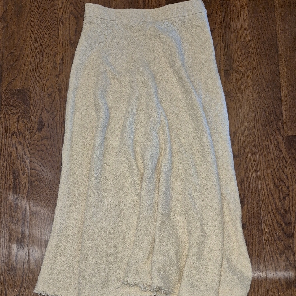 Zara Elegant Cream Women's Maxi Knit Skirt